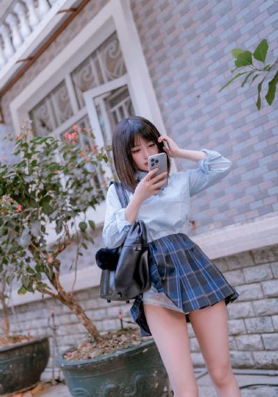 《商务旅游和女老板戴的帽子》