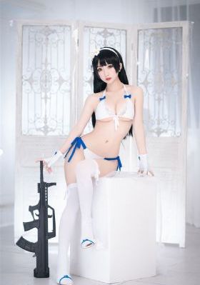 撕掉她的衣服吮的双乳游戏